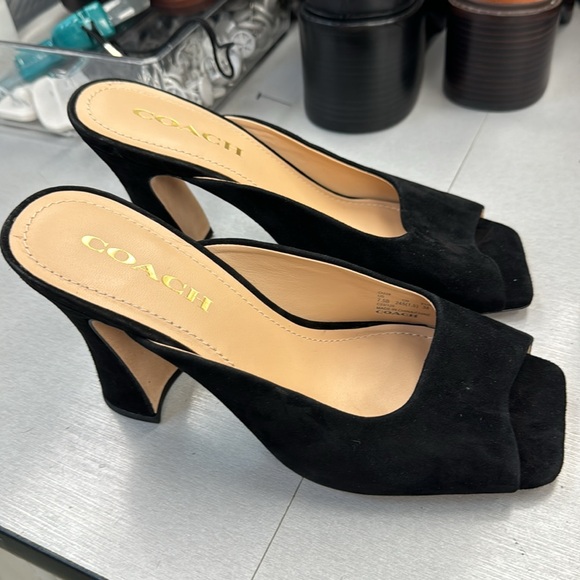 Coach heels - Picture 4 of 8